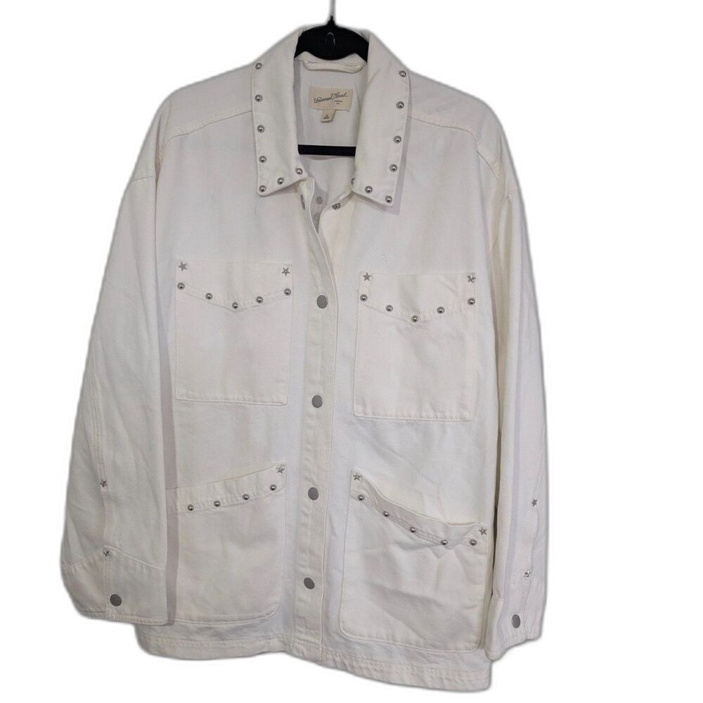 Universal Thread Women's White Studded Denim Jacket Size XL NWOT